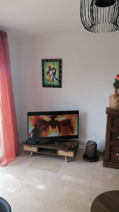 Views, Family & Private Parking In Alto Albayzin Apartment Granada Ngoại thất bức ảnh